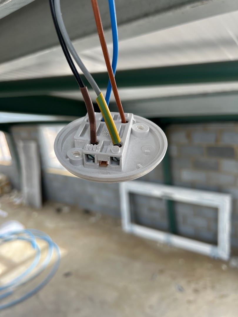 TP Electrical Contractor — Photos 7